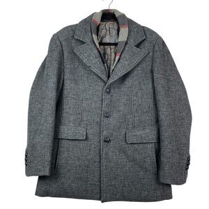 Newport Men’s Overcoat Medium Gray Wool Blend Button Front Plaid Inner Layer